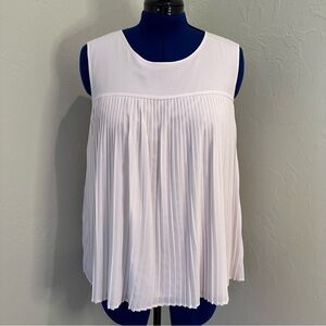 Calvin Klein White Pleated Sleeveless Blouse